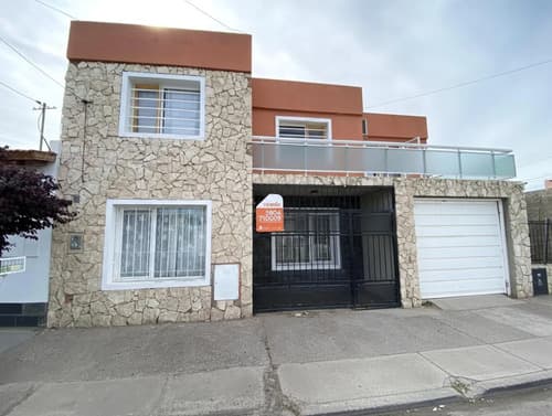 Casa 4 dormitorios dpto para renta rondeau y pellegrini