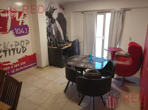 Vende departamento 2 dormitorios en el centro de neuquen