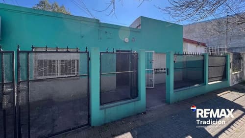 Casa en venta 2 dormitorios zona unne en Resistencia