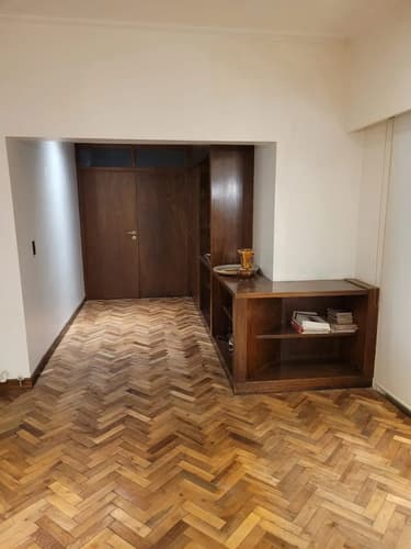 Vendo departamento de 4 dormitorios en microcentro rio cuartocba en Río Cuarto