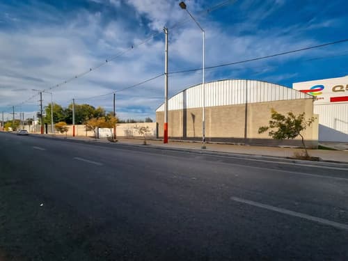 Predio industrial con dos galpones s ruta 40 n en San Juan — foto 1