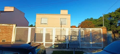 Casa en venta en berazategui gba zona sur argentina en GBA Sur — foto 1