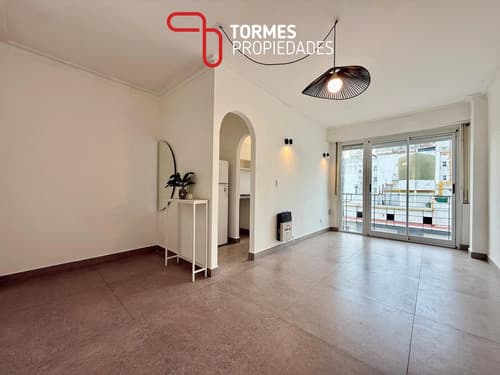 Venta departamento 2 ambientes con balcon frances en terminal vieja mar del plata en Mar del Plata