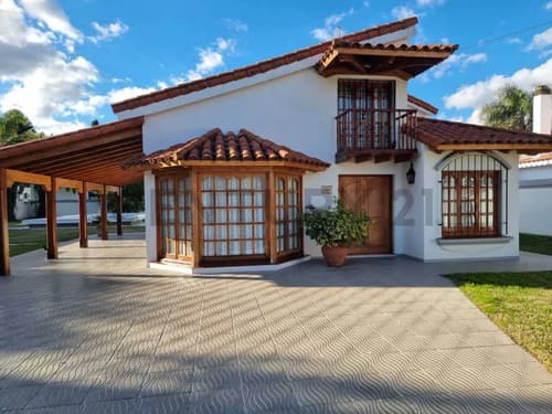Vivienda de categoria en barrio alamos del aero club rafaela