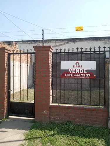 Vendo hermosa casa esquina 2 dormitorios con pileta de una planta en barrio judicial de las talitas en San Miguel de Tucumán — foto 1