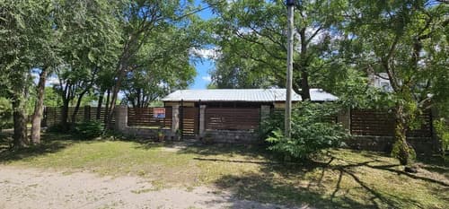 Venta casa molinari con cochera en Cosquín — foto 1