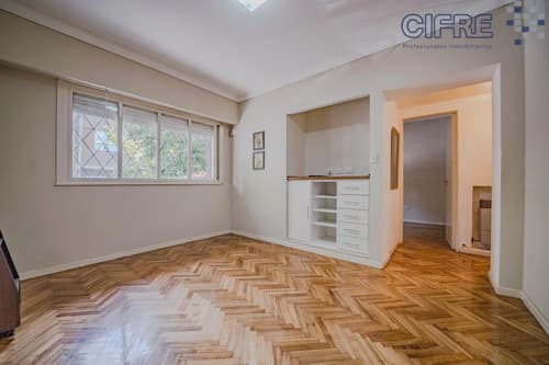 Departamento en pb de 2 ambientes con patio muy buen estado en villa pueyrredon