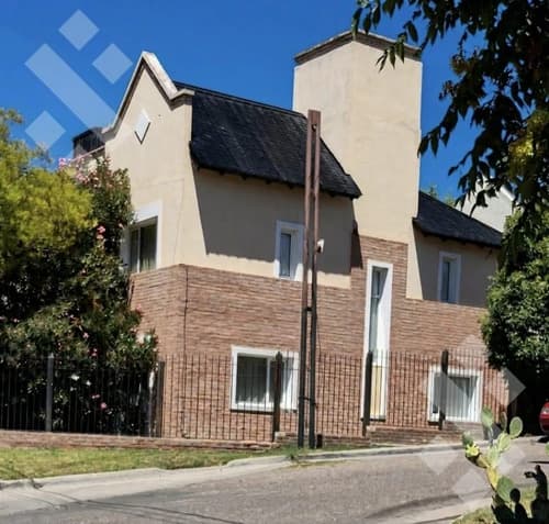 Alquiler triplex