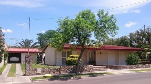 Barrio dalvian dueno 600 mts terreno 210 cubiertos excelente ubicacion
