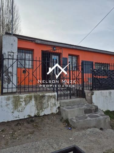 Venta casa y local comercial esquel en Esquel — foto 1