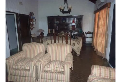Venta casa 3 dormitorios concordia con cochera en Concordia