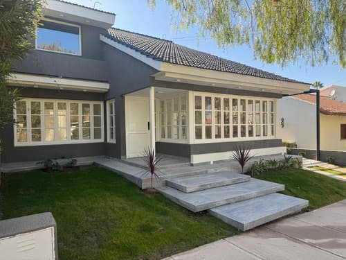 Barrio dalvian dueno 300 mts casa remodelada completa todo a estrenar