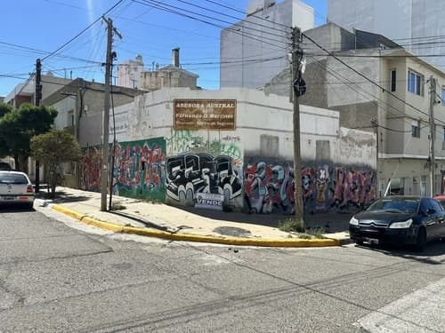 Venta lote esquina centrica en comodoro rivadavia