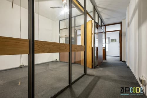 Venta oficina en san nicolas con 3 despachos en San Nicolás de los Arroyos — foto 1