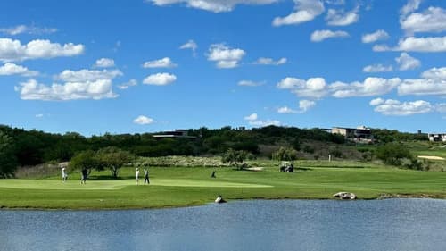Venta lote en country estancia el terron golf club en Mendiolaza — foto 1