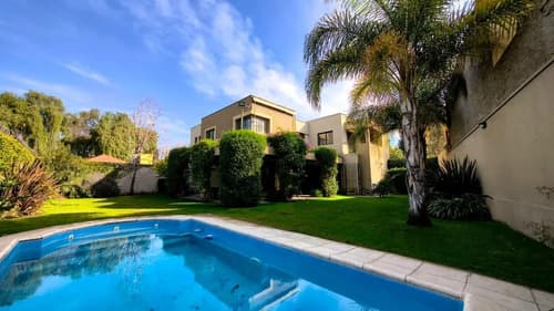 Casa en venta callejon semi privado calle gutierrez inmediaciones club de campo v pileta cochera en Mendoza — foto 1