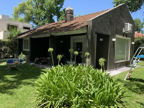 Casa en venta country club los troncos pilar km 475 zona norte muy buena