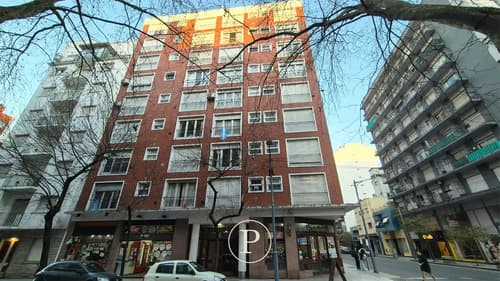 Departamento en alquiler 3 ambientes con dependencia en macrocentro en Mar del Plata