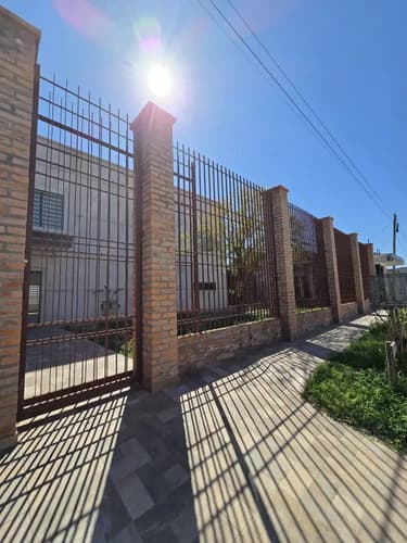 Venta casa en goya a estrenar 5 ambientes