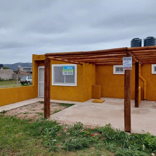 Vendo casas a estrenar en cosquin