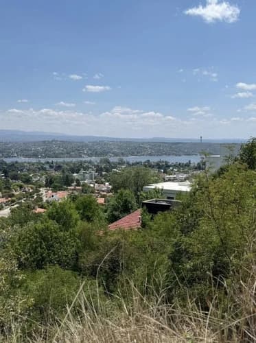 Oportunidad venta de terreno barrio la cuesta villa carlos paz con vistas increibles en Villa Carlos Paz — foto 1