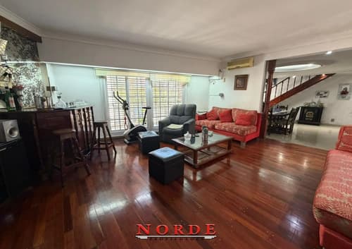 Venta liniers casa cinco ambientes patio cochera en Buenos Aires Capital — foto 1