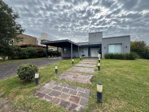 Casa en venta en pergamino en barrio cerrado en Pergamino — foto 1