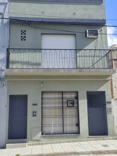 Casa con departamento en venta en Concordia — foto 1