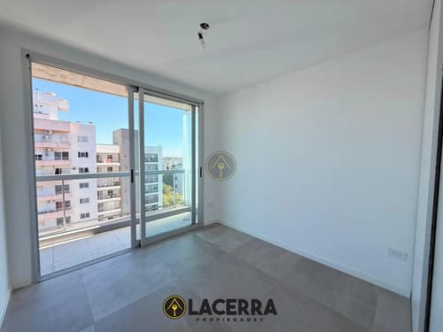 Departamento 2 ambientes y medio con terraza propia en san martin