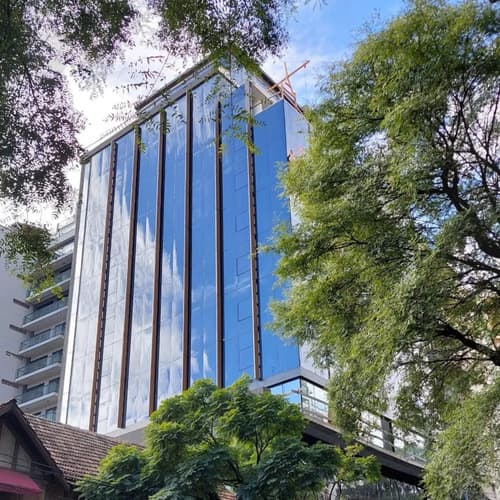 Oficinas en alquiler av luis maria campos 1115 caba 330 m2 en San Luis