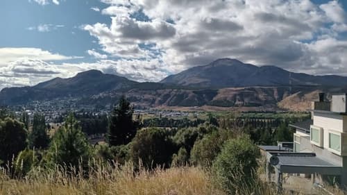 Terreno en esquel con servicios villa ayelen en Esquel — foto 1
