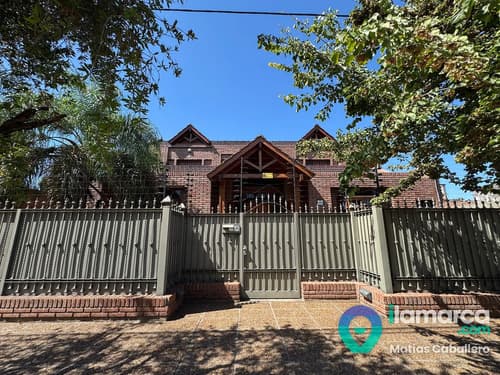 La mejor casa de villa centenario 4 dormitorios en suite de pura categoria en Córdoba Capital — foto 1