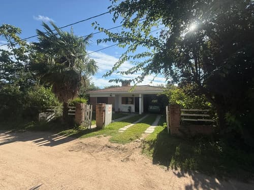 Hermosa casa en villa lujan