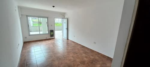En venta monoambiente con patio zona blas parera y almaf en Paraná